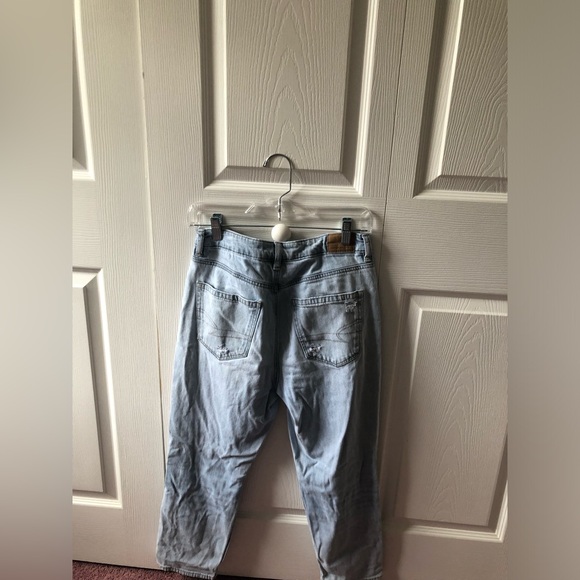 American Eagle Mom Jeans - Picture 2 of 3